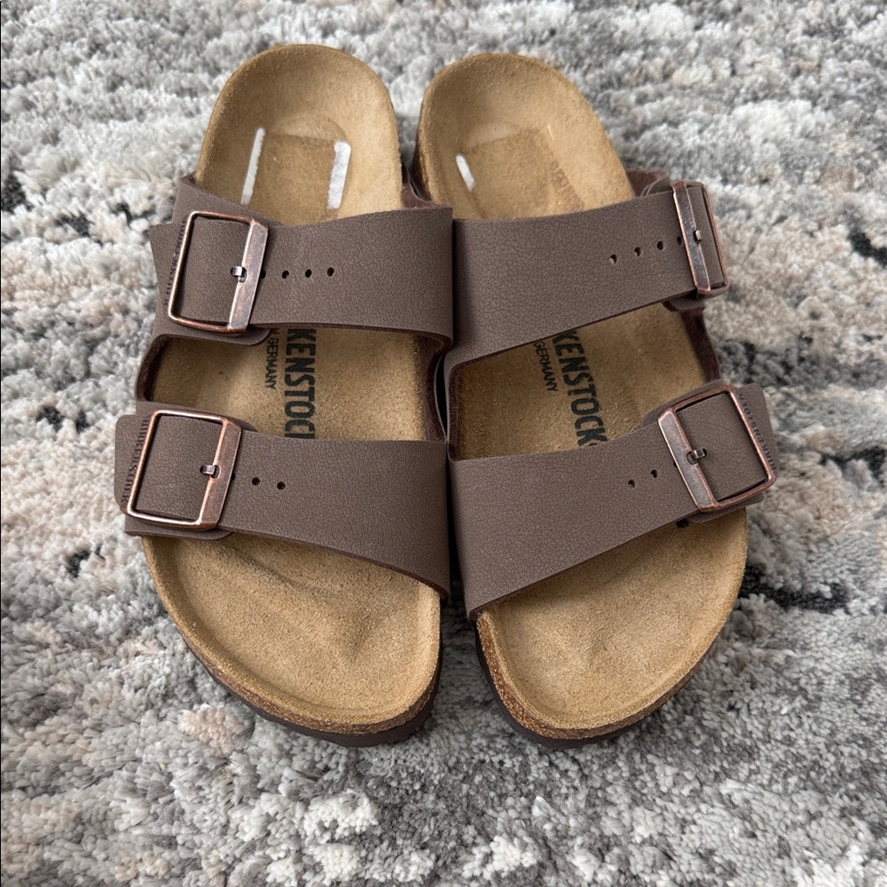 Birkenstock Arizona Soft Footbed Sandal in Brown